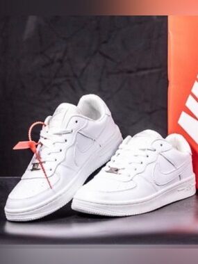 Nike Air Force 1 AF1 White Sneakers Runing Shoes Youth Size 5.5Y, Women’s 7